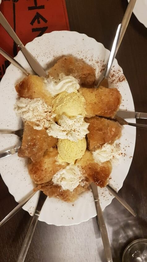 Nachspeise im Restaurant zum Griechen